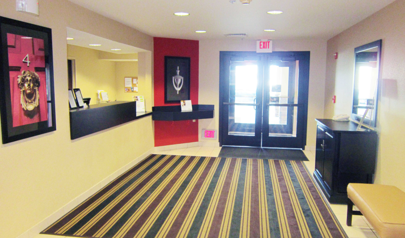 Lobby and Guest Check-in