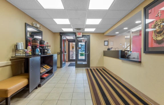 Lobby and Guest Check-in