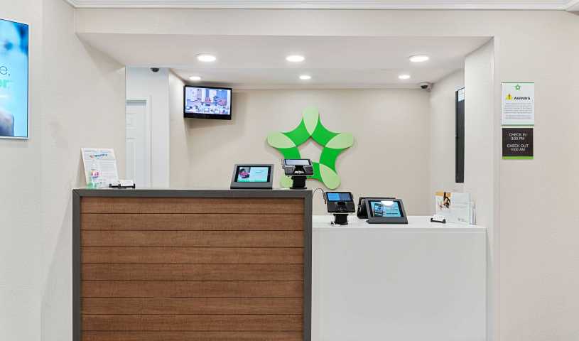 Lobby and Guest Check-in