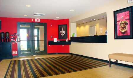 Lobby and Guest Check-in