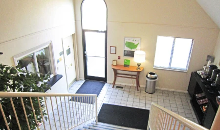 Lobby and Guest Check-in