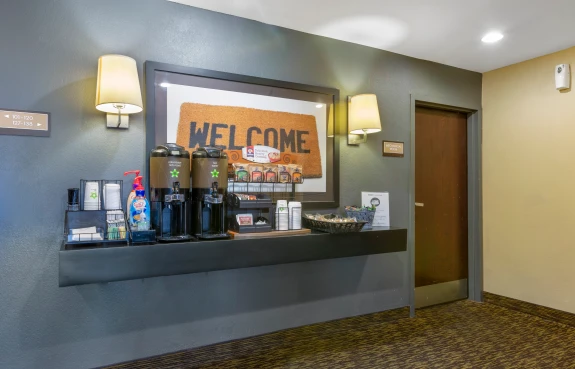Lobby and Guest Check-in