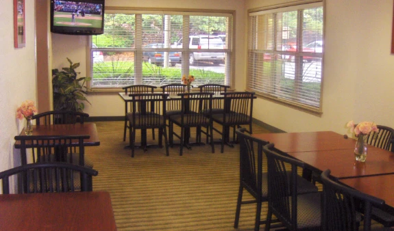 Breakfast Room