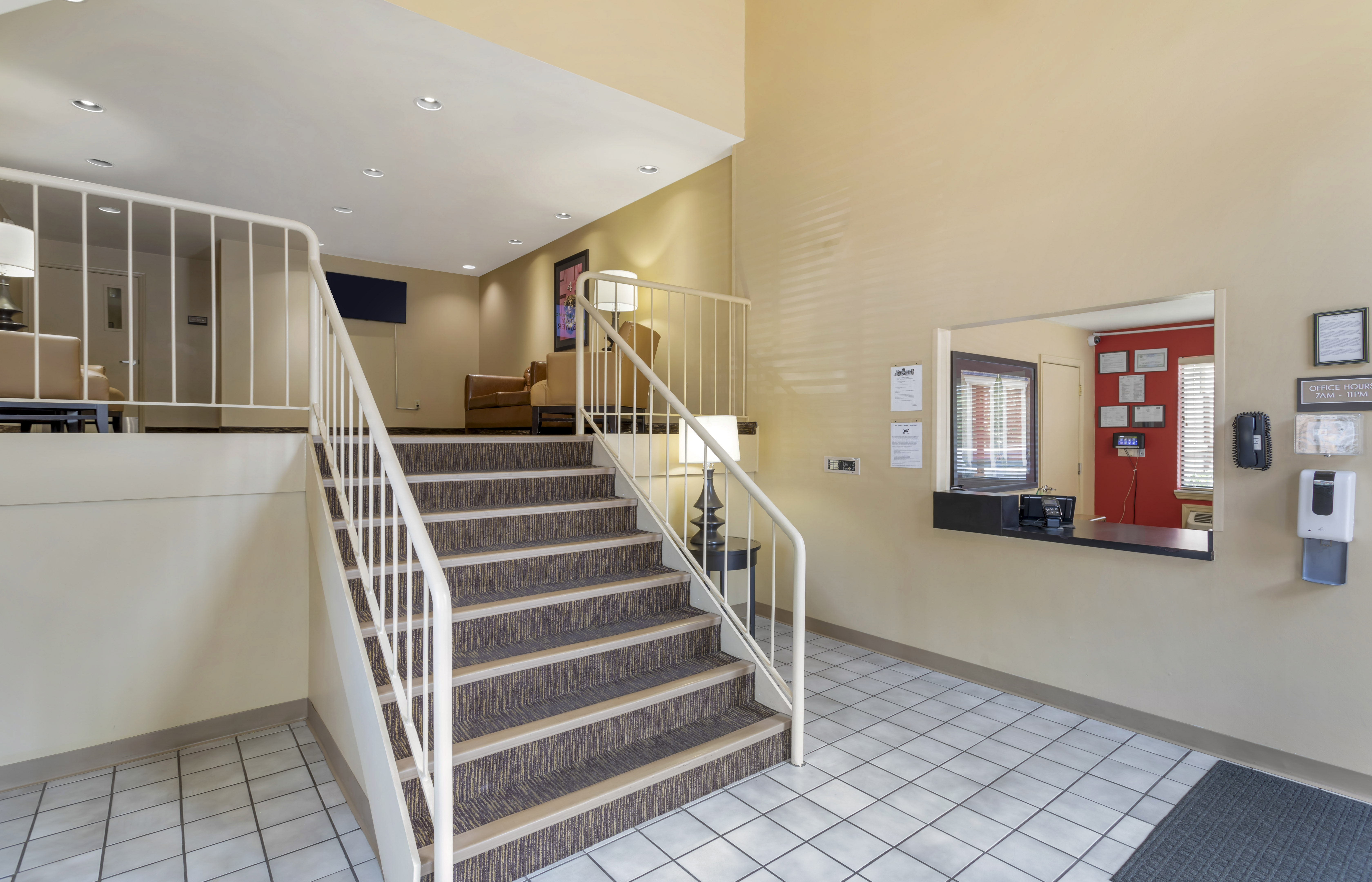 Lobby and Guest Check-in