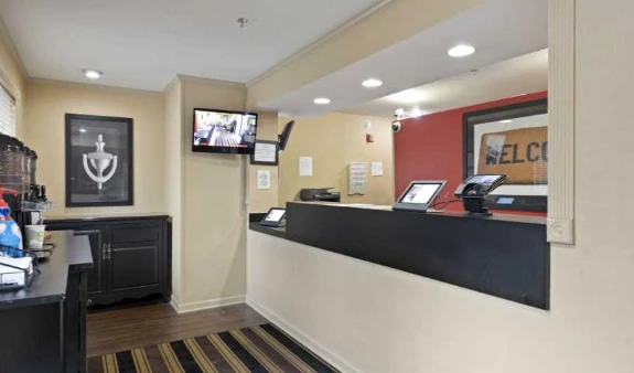 Lobby and Guest Check-in