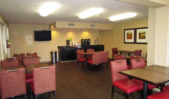 Breakfast Room