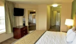 1 Bedroom Suite - 1 King Bed