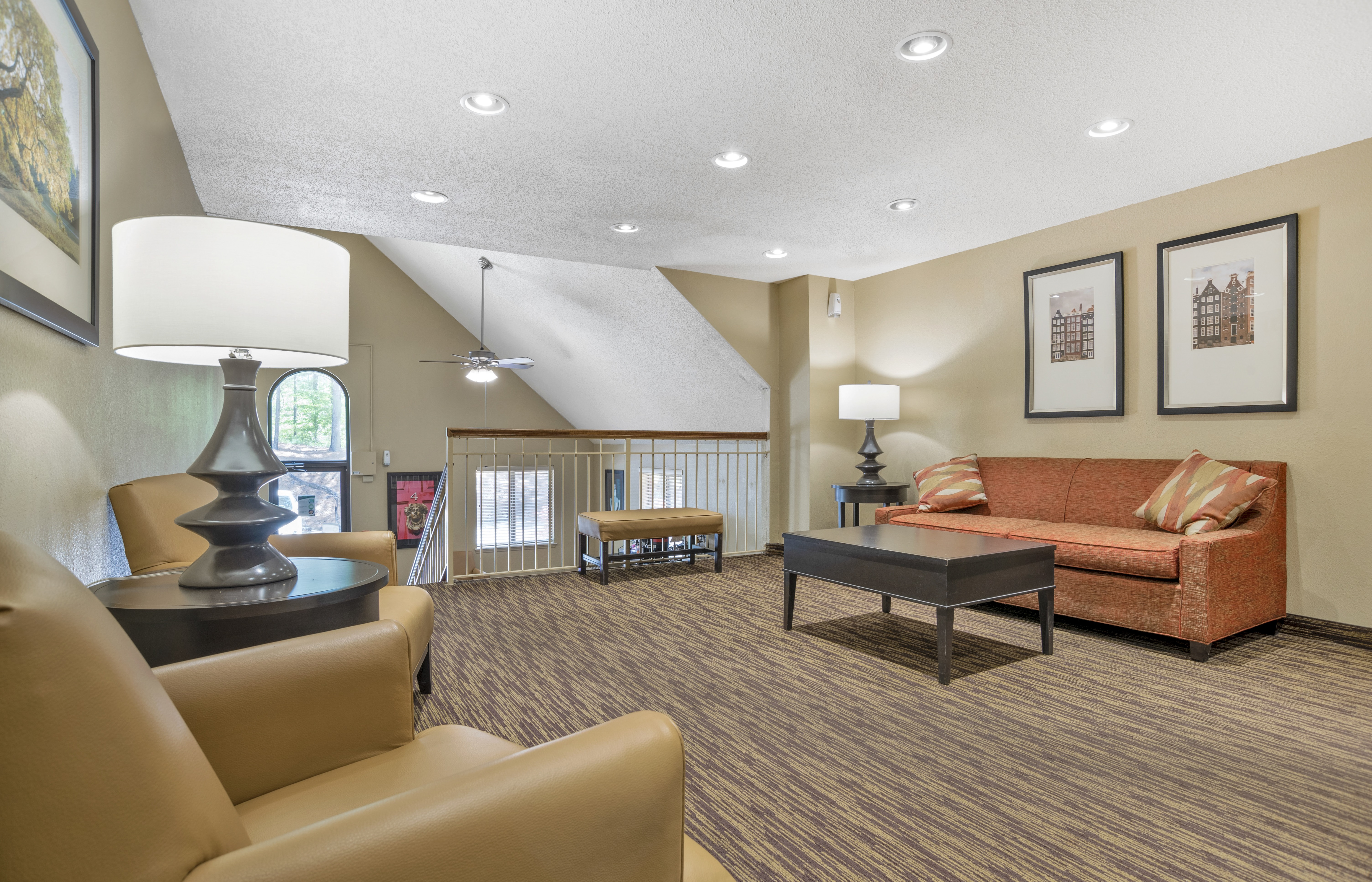 Lobby and Guest Check-in