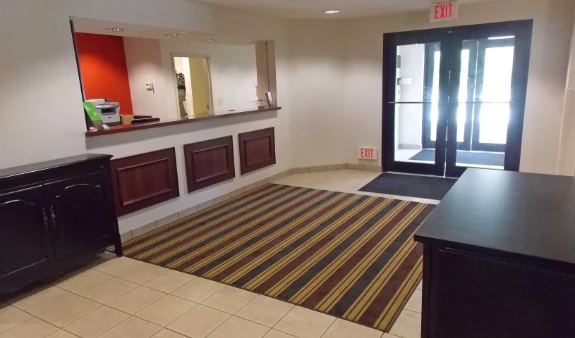 Lobby and Guest Check-in