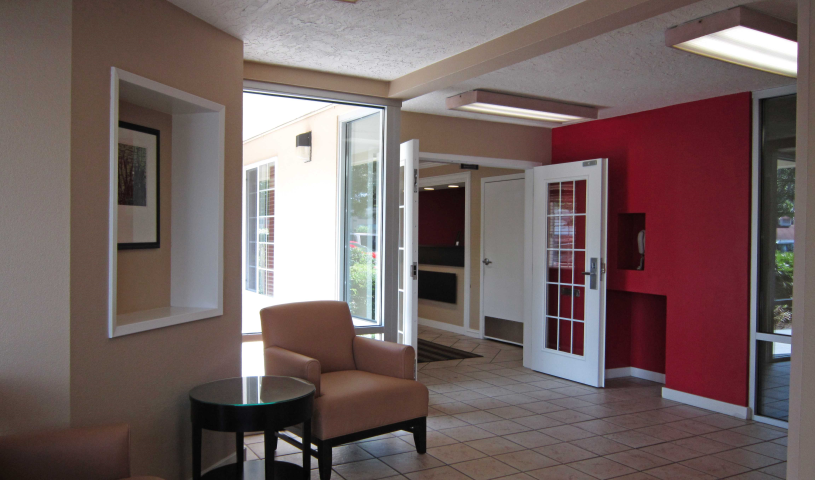 Lobby and Guest Check-in