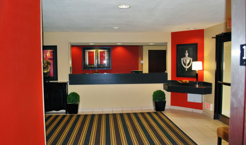 Lobby and Guest Check-in