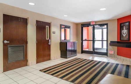 Lobby and Guest Check-in