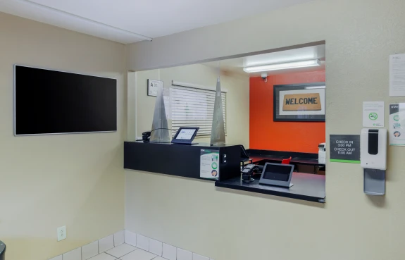 Lobby and Guest Check-in