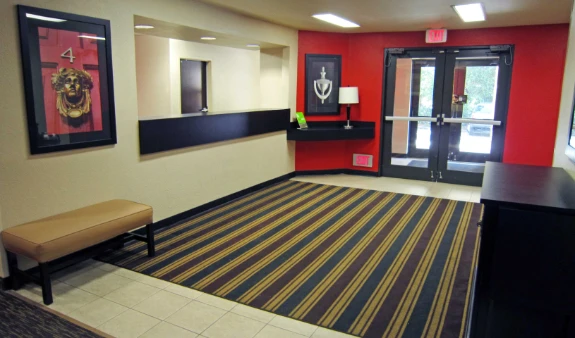 Lobby and Guest Check-in