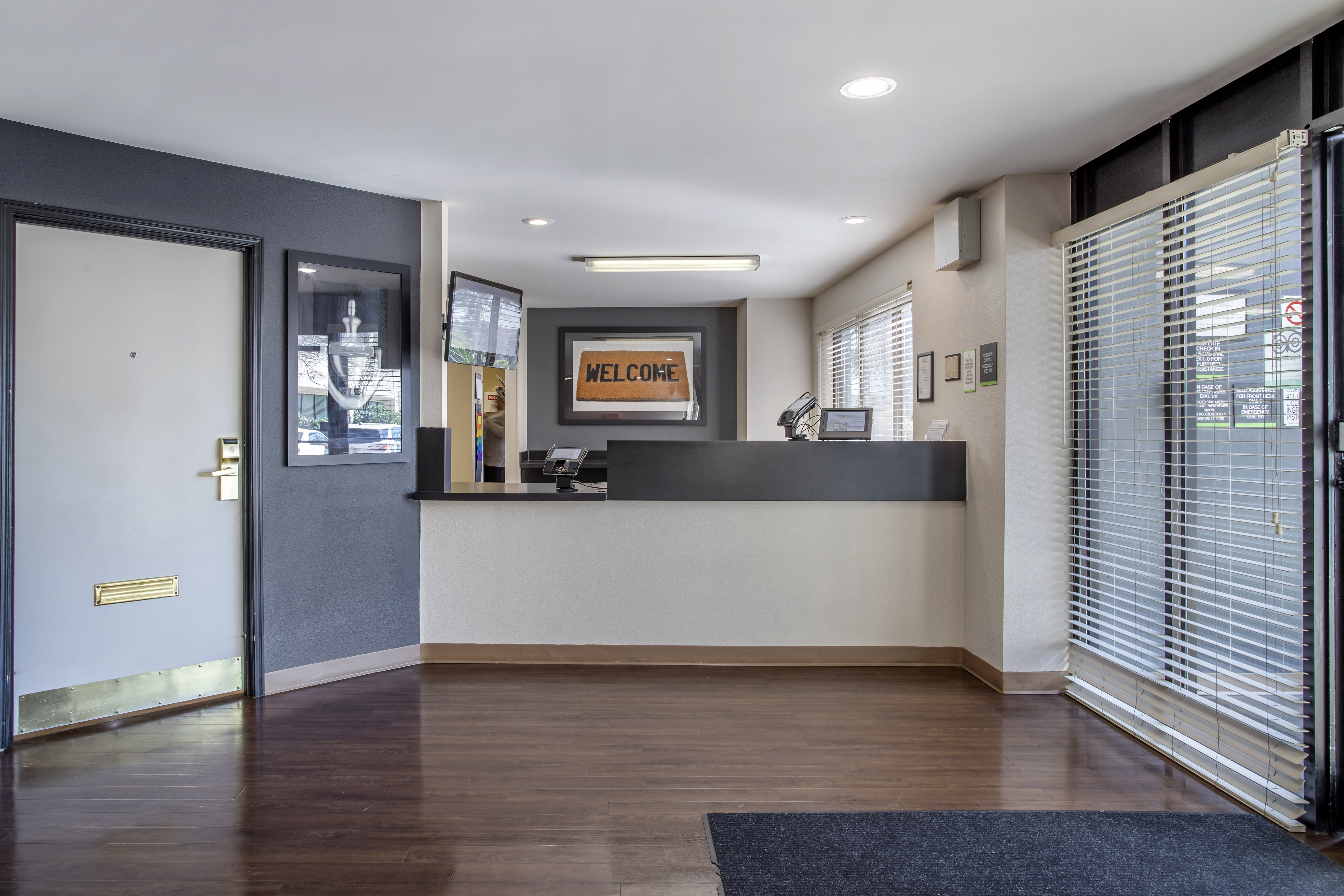 Lobby and Guest Check-in