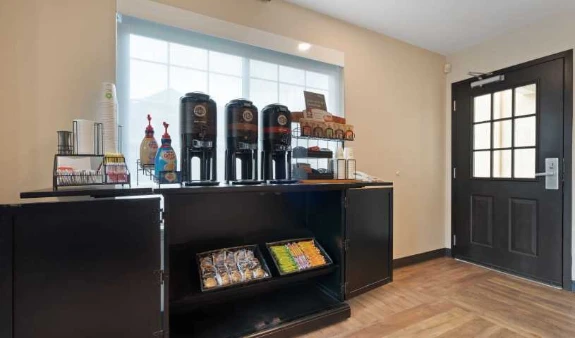 Free Grab-and-Go Breakfast