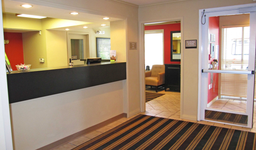 Lobby and Guest Check-in