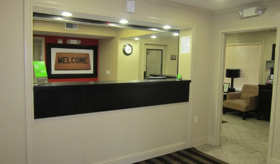 Lobby and Guest Check-in