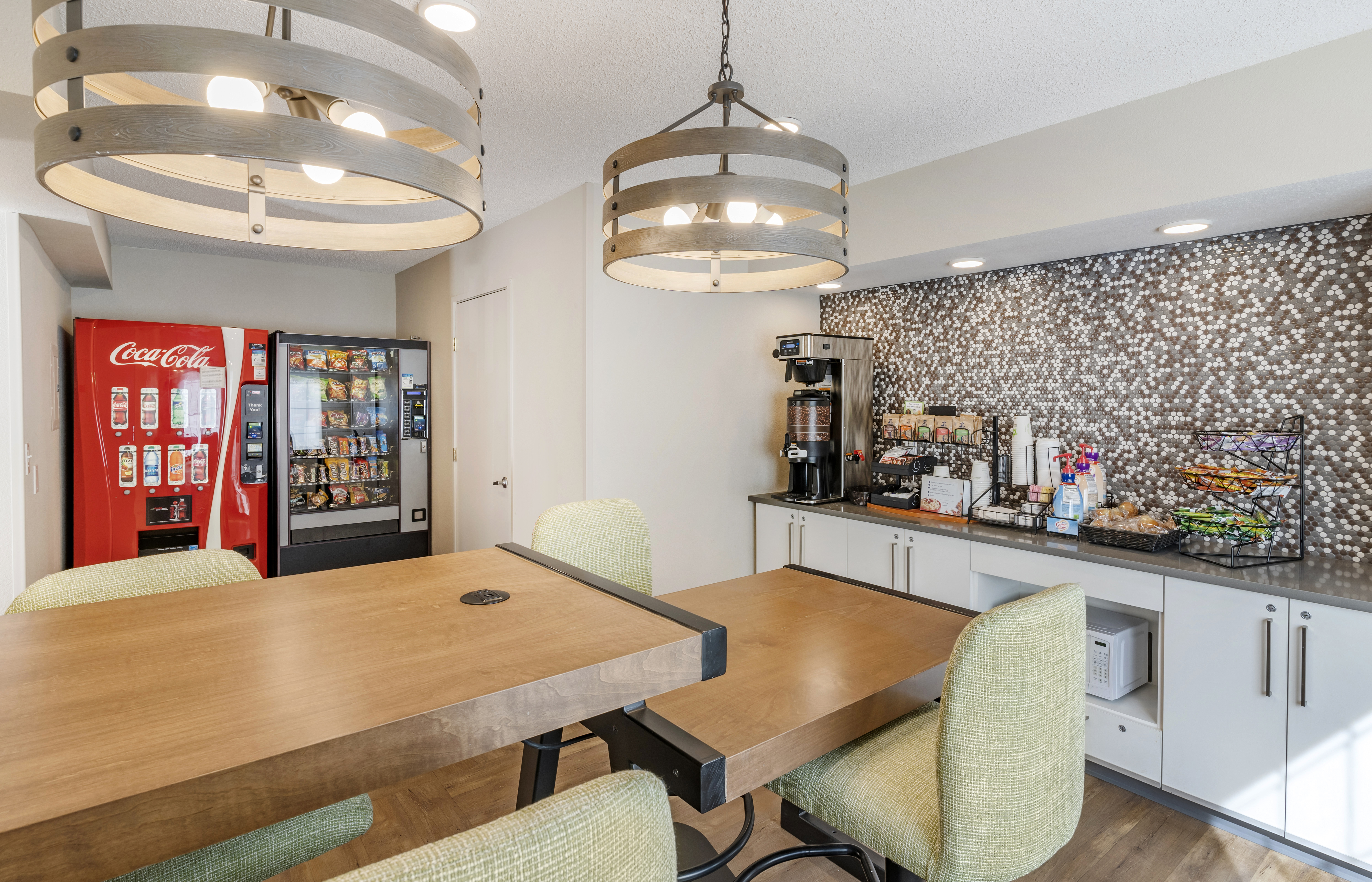 Free Grab-and-Go Breakfast