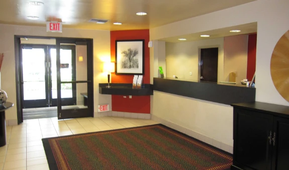 Lobby and Guest Check-in