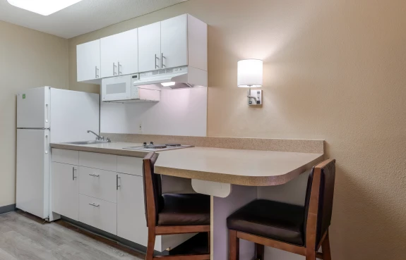 Studio Suite - 2 Full Beds