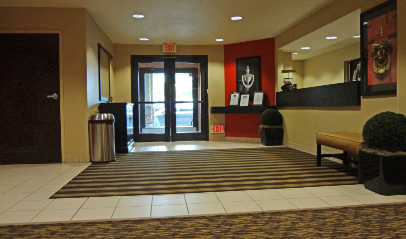 Lobby and Guest Check-in