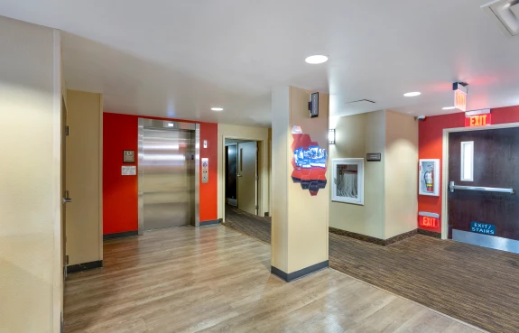 Lobby and Guest Check-in