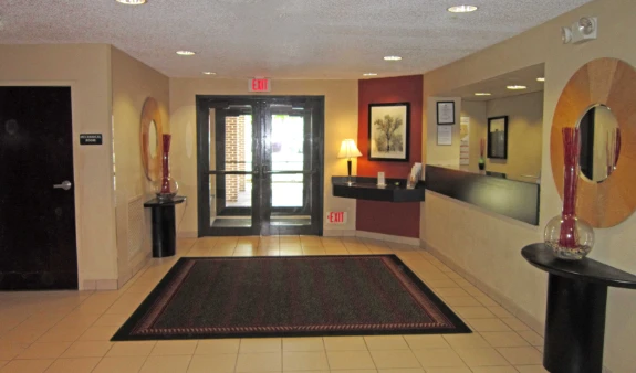 Lobby and Guest Check-in