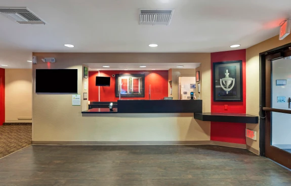 Lobby and Guest Check-in