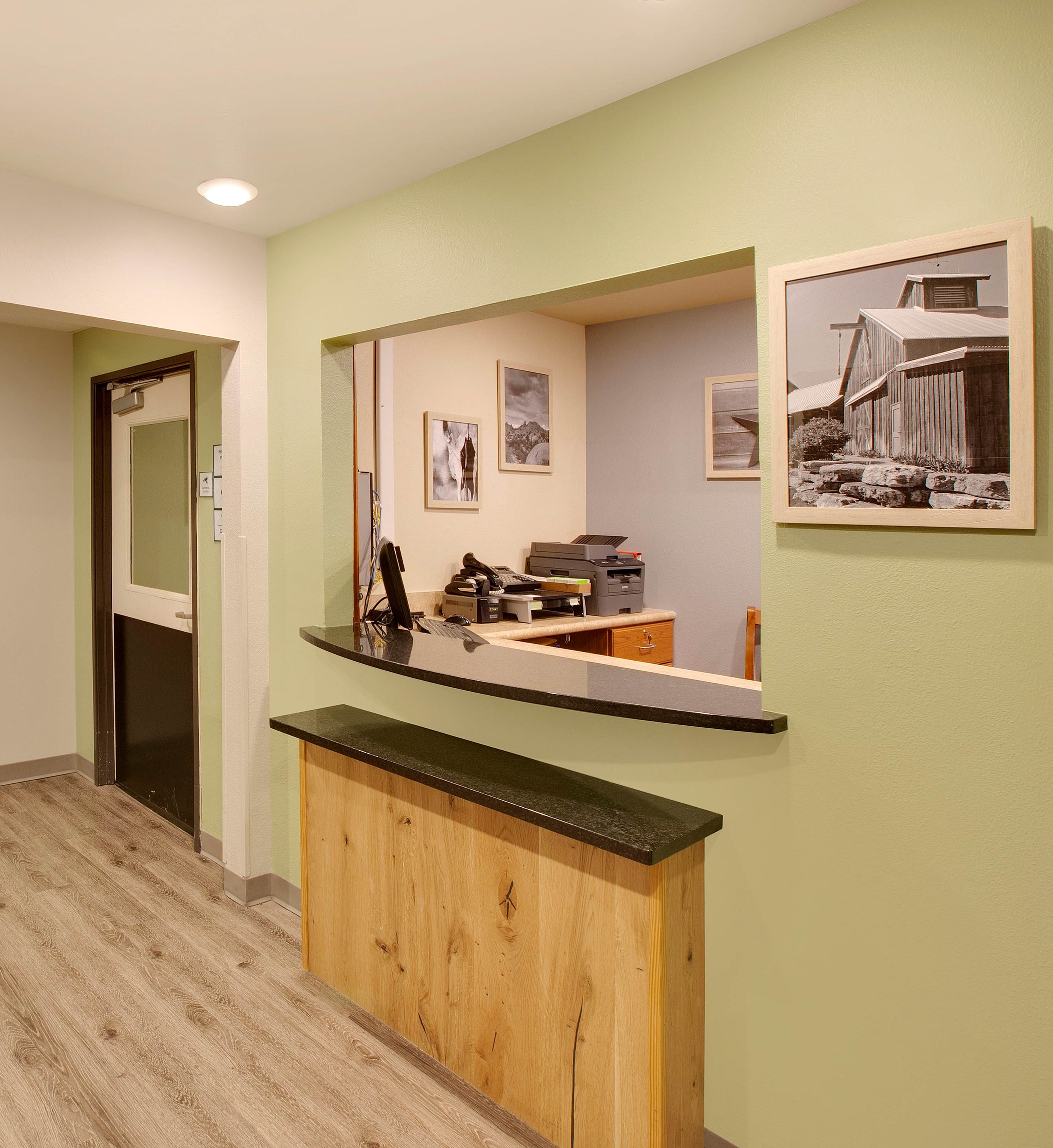 Lobby and Guest Check-in