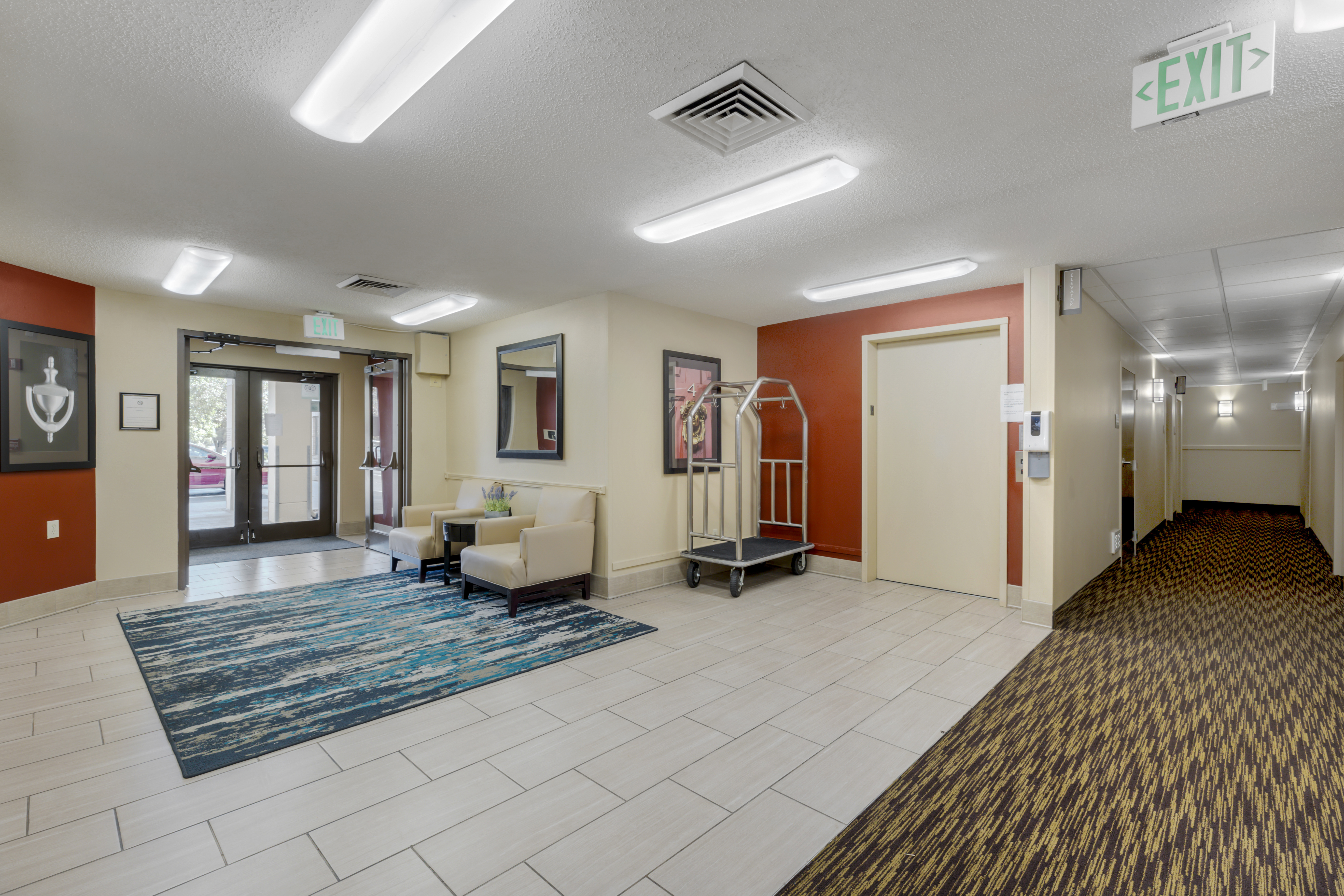 Lobby and Guest Check-in