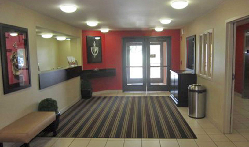 Lobby and Guest Check-in