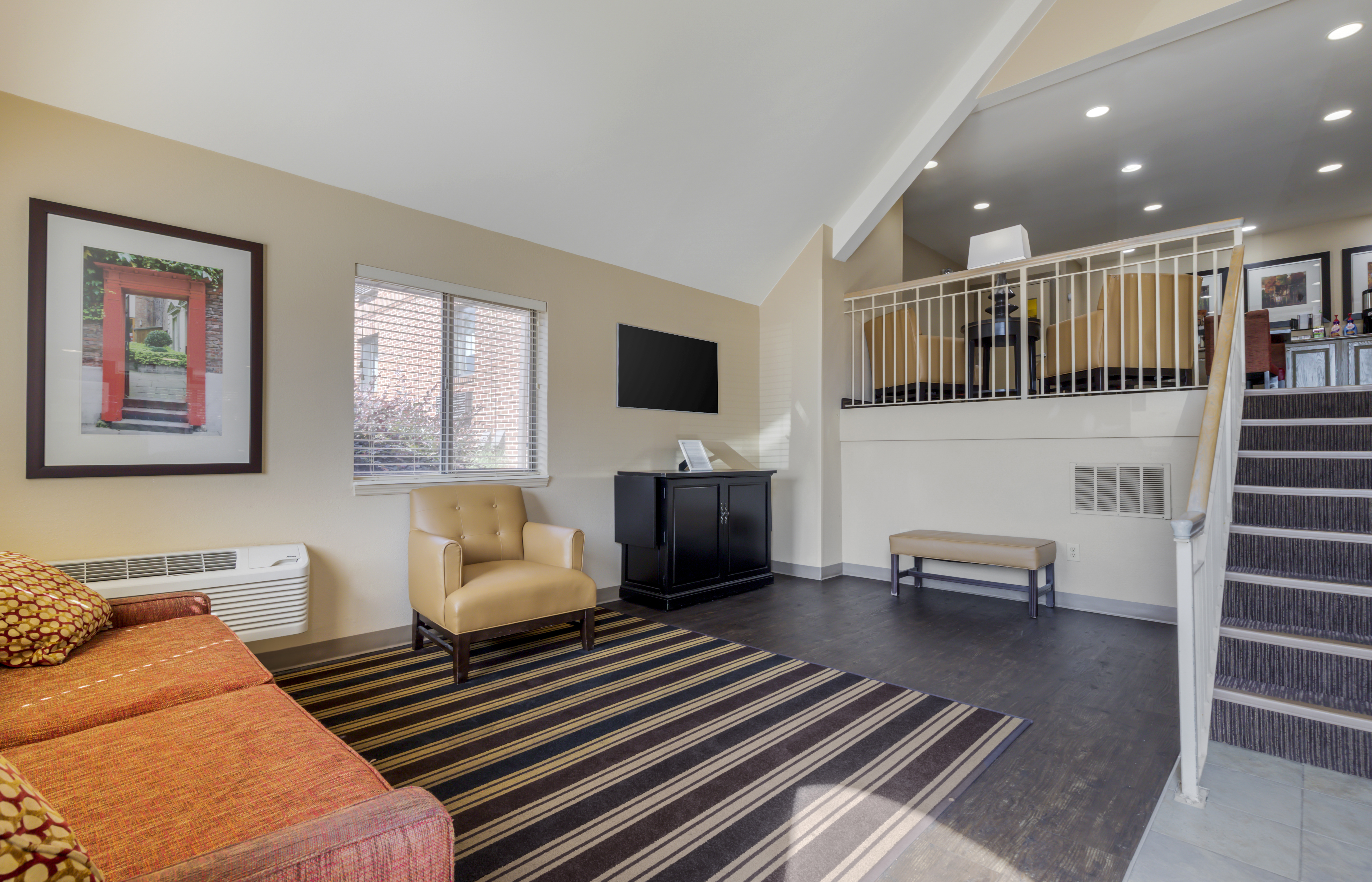 Lobby and Guest Check-in