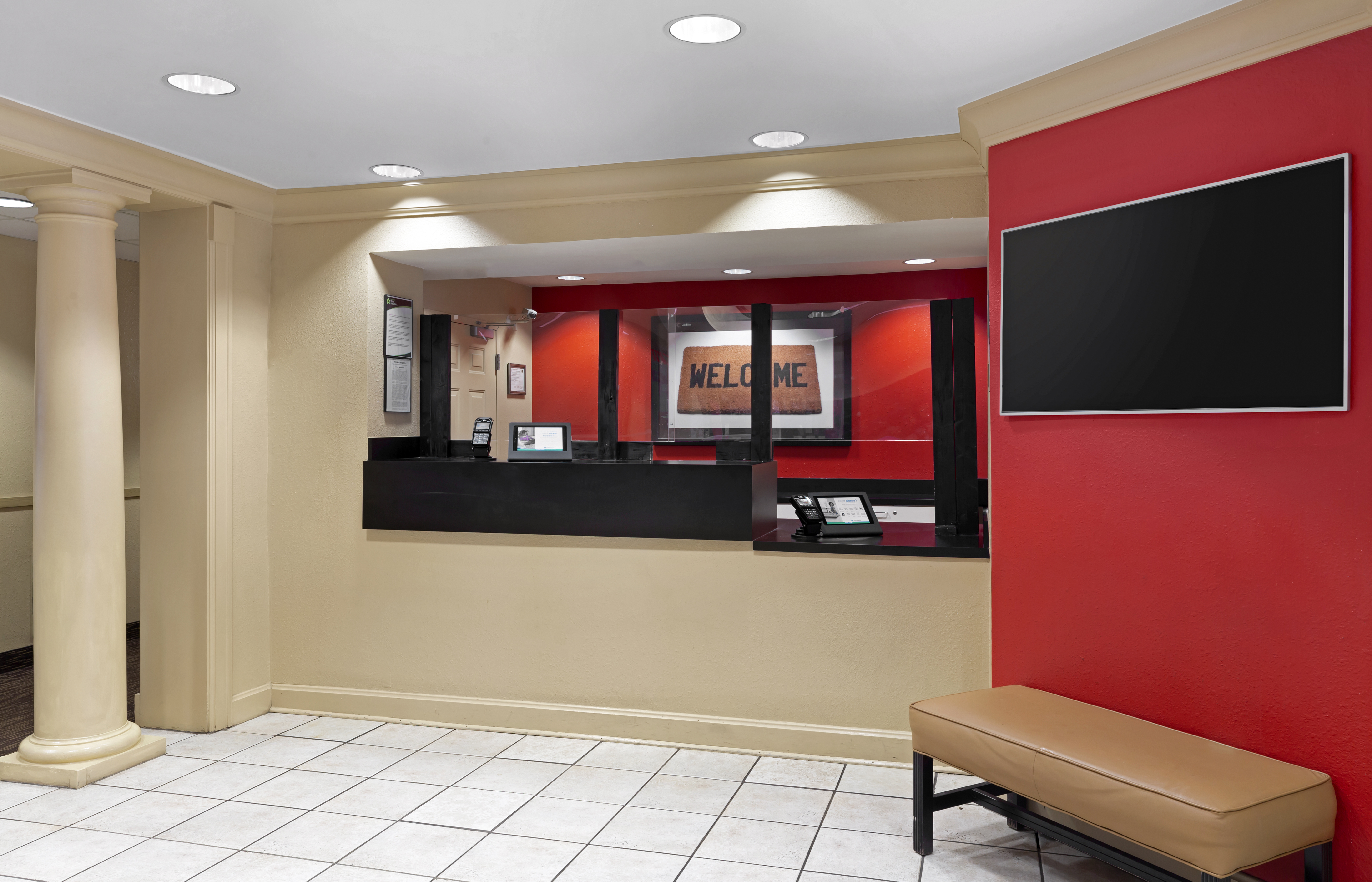 Lobby and Guest Check-in