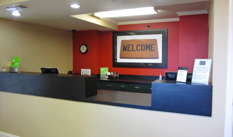 Lobby and Guest Check-in